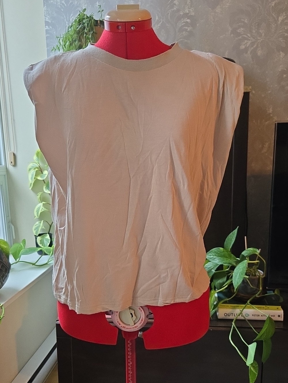 Elie TAHARI Sleeveless Crewneck Top in Beige